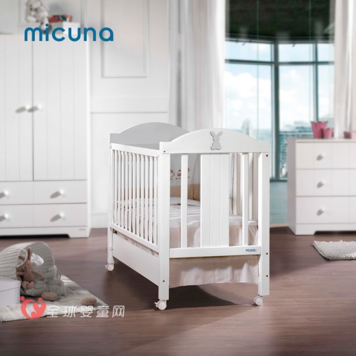 micuna实木婴儿床给宝宝自己的睡眠空间