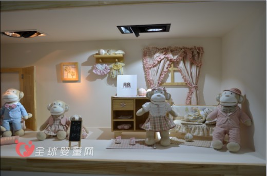 良良婴儿枕头温暖上海CBME展会