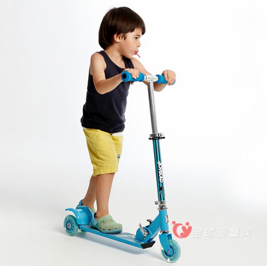 幼儿滑板车怎么选择 父母须知3个选购原则