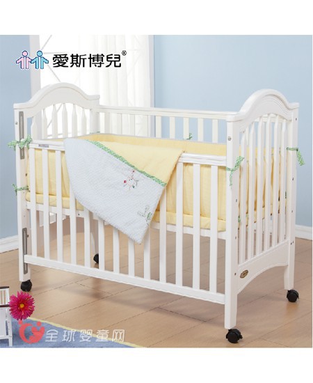 爱斯博儿婴童床 舒适漂亮的婴童床