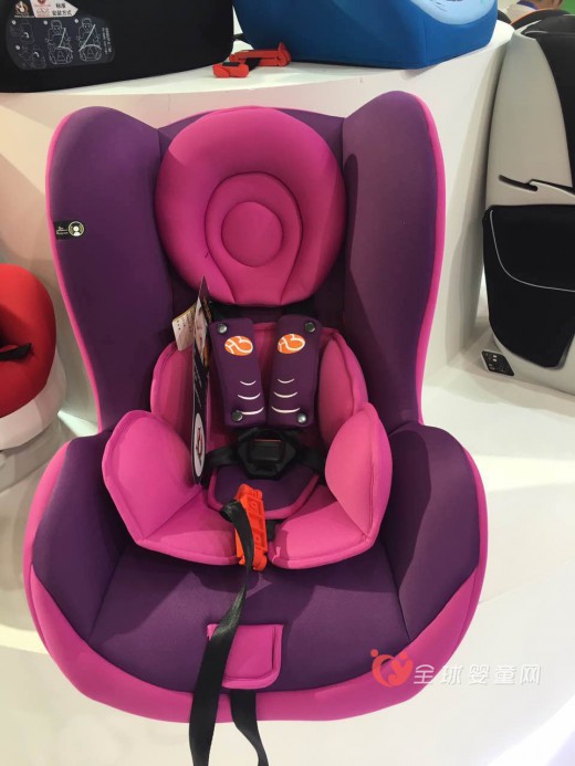 2016中国国际婴童用品展览会鸿贝儿童安全座椅应邀参展