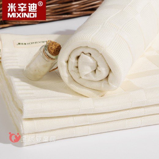 米辛迪婴童空调毯 天然彩棉好舒适