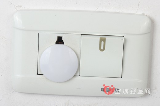 哪種安全電源保護(hù)蓋好 FUBAOBEI三孔插座套好用嗎