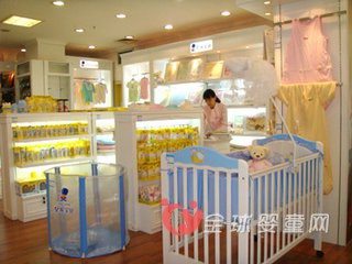 母嬰用品加盟店經(jīng)營方法有哪些  怎樣降低母嬰用品加盟店的運作成本