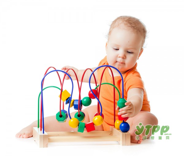 婴幼儿玩具该如何选择 不同年龄段宝宝需要不同玩具来陪伴