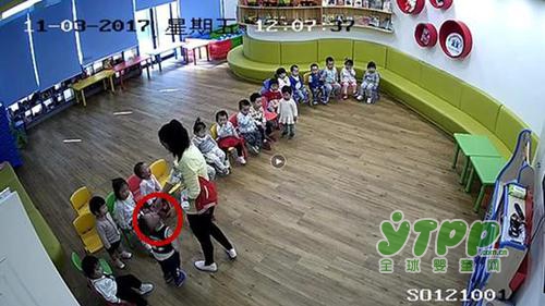 美国女孩来中国照顾弃婴 做为亲子园老师又做了什么呢