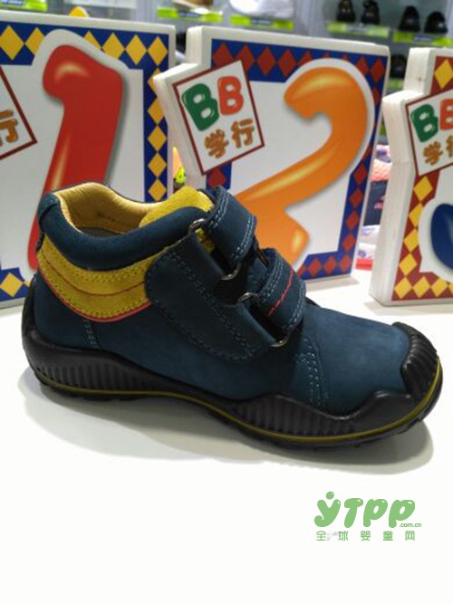 Dr.Kong江博士童鞋 将足部健康带给每个宝宝