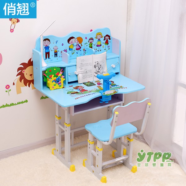俏翘儿童学习书桌椅质量怎么样 功能实用吗