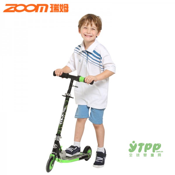 zoom瑞姆喷雾儿童滑板车 这么好玩你想不到