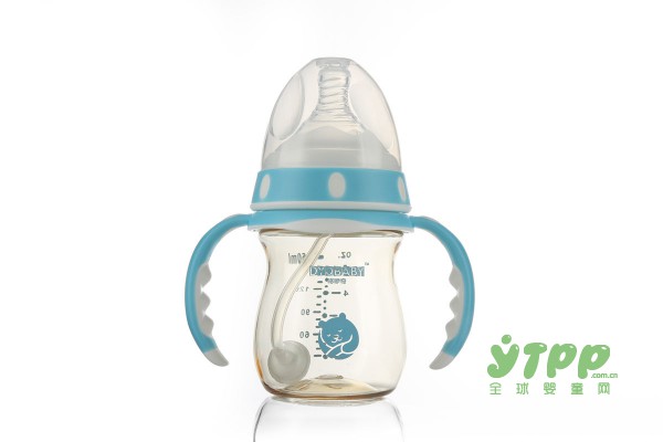 奶瓶材质多样化  我们要如何选择一款适合宝宝的奶瓶呢