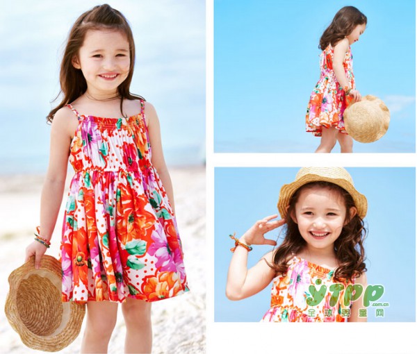 夏季出游海边搭配minipeace花朵连衣裙会和大海更配哟！