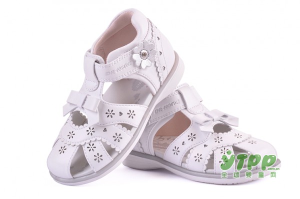 什么样的鞋子适合宝宝  夏季宝宝凉鞋选购3要点妈妈必须知道