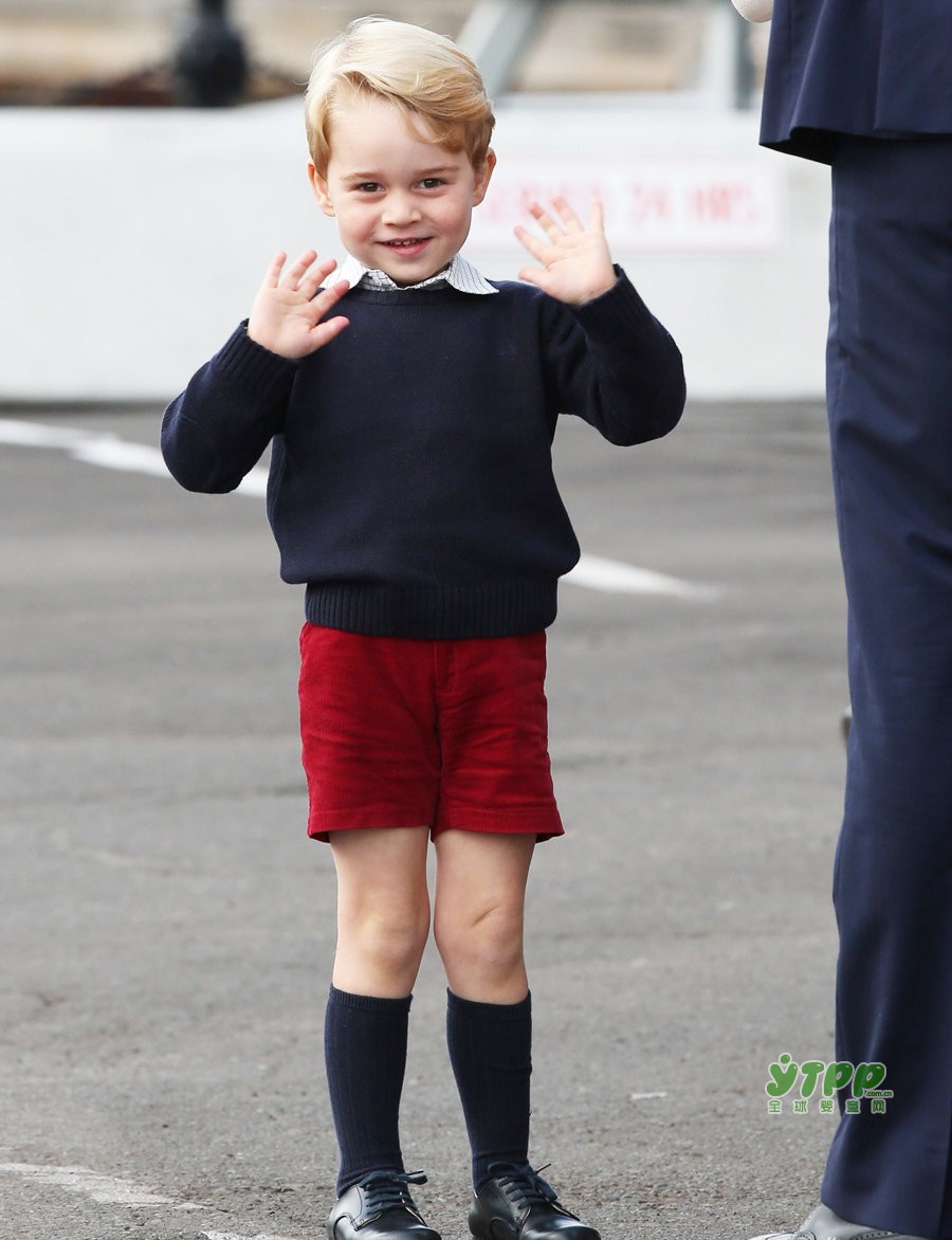 又是一年开学季穿什么才好呢   4岁乔治小王子也要上学了