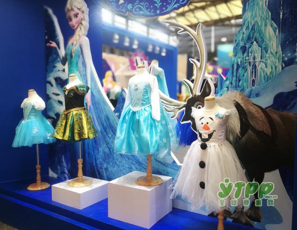 IKALI将风靡欧美的文化服饰带到了2018中国玩具展