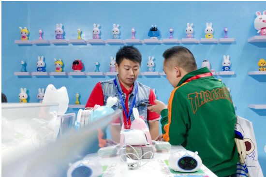 康贝将安全进行到底  全系列产品亮相CKE中国婴童展