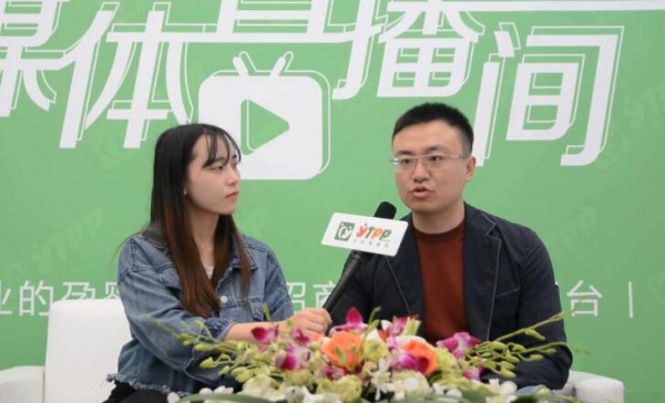 广东启梦文化传播有限公司总经理詹卡达接受婴童品牌网记者的采访