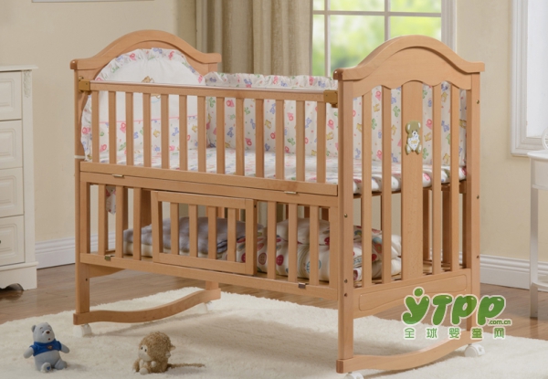 宝宝长大了婴儿床怎么处理  婴爱榉木多功能婴儿床不闲置不浪费