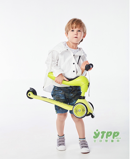 高端儿童出行品牌COOGHI酷骑儿童滑板车  快乐童年从这出发