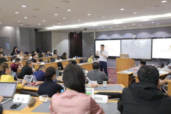 爸爸的选择创始人兼CEO王胜地受邀参与演讲教学  分享商业密码
