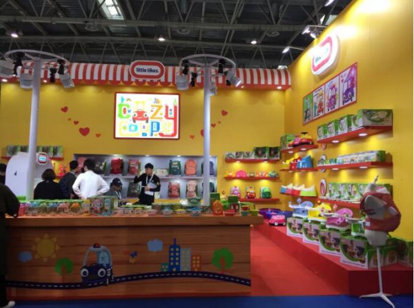 第29届京正·北京国际孕婴童产品博览会  小泰克盛装出席