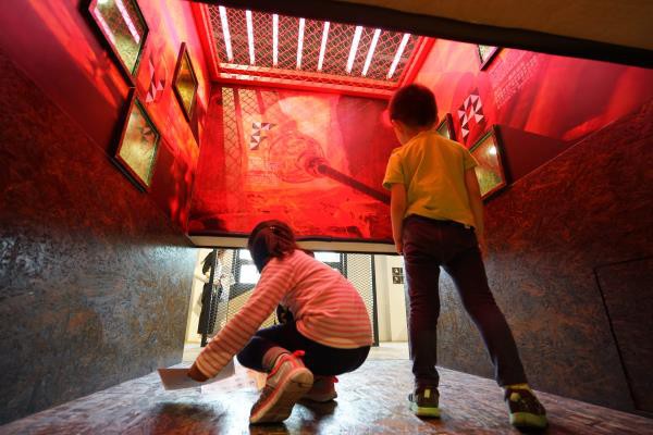 培乐多联合上海玻璃博物馆推出彩泥玻璃创想课 陪你捏出无限想象