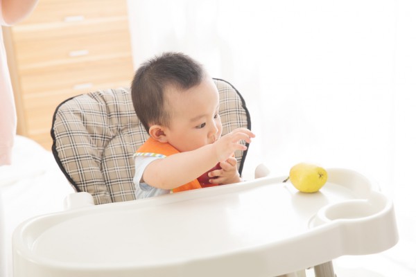 婴儿营养米粉哪家强？熊孩儿营养米粉更适合中国宝宝的体质
