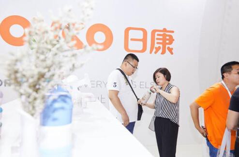 2019 CBME中国孕婴童展    日康携30多款新品惊艳业界