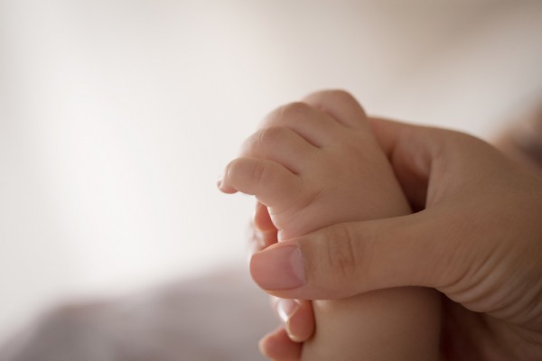 新生儿会有哪些问题发生   新生儿黄疸能够治好吗
