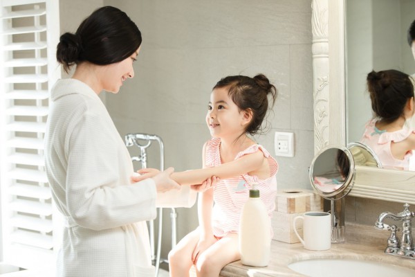 胖唬唬大青叶抗菌祛污泡泡洗手液   孩子的健康从洗手开始