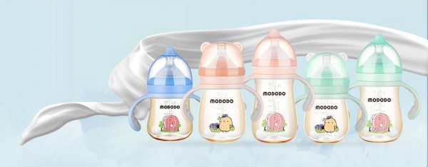如何给宝宝选择奶瓶      萌嘟嘟奶瓶呵护宝宝更有保障