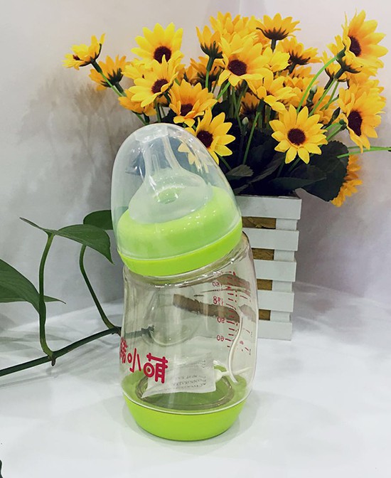 韩小萌奶瓶系列    安全防胀气系统·轻松的喂哺
