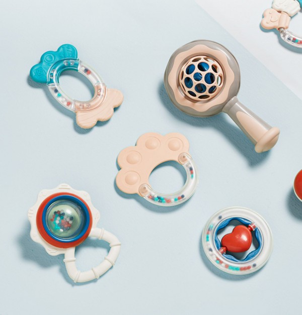 KUB可优比婴儿手摇铃玩具    多种形态的啃咬点设计·缓解宝宝出牙不适
