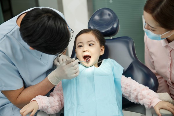 usmile儿童声波电动牙刷好吗？        智能振动深入清洁温和护齿