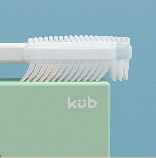 KUB可优比婴儿器硅胶软毛牙刷   守护乳牙健康·做宝宝的口腔护理师