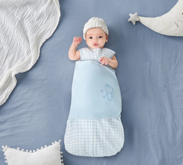 什么是惊跳反射  可优比新生儿防惊跳襁褓巾抱被360°环绕式呵护