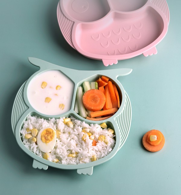 优柏尼宝宝硅胶分格吸盘碗   保鲜不串味·宝宝营养更均衡