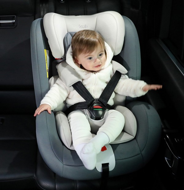 可优比儿童安全座椅    U型三重环抱·双向安装侧翼防护