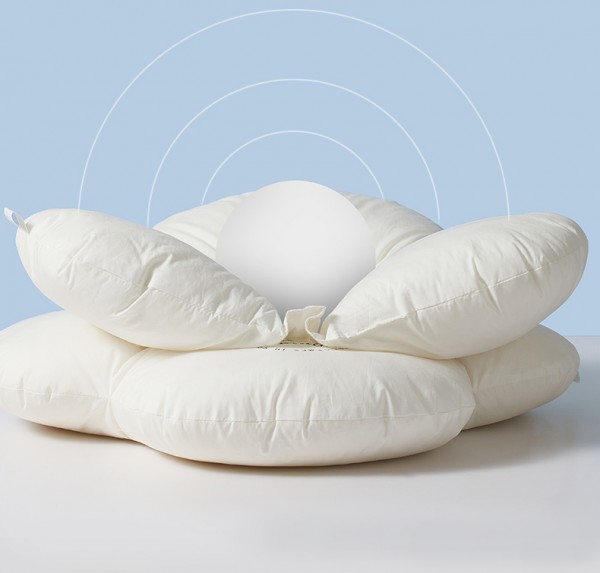 婴儿睡什么枕头好 宝宝定型枕哪种好用  科巢婴儿防偏头定型枕好吗