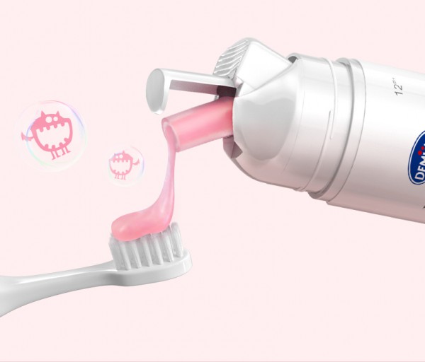 宝宝的口腔健康如何护理 德敏舒儿童按压牙膏牙刷套装怎么样