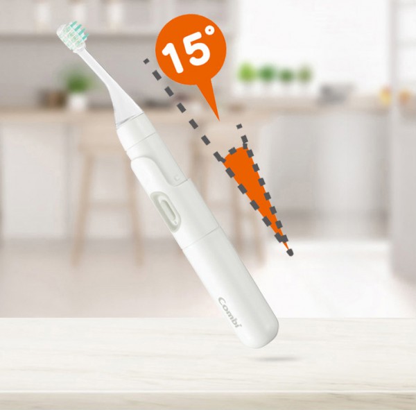 宝宝可以用电动牙刷吗   Combi康贝儿童电动软毛牙刷温和低震洁牙