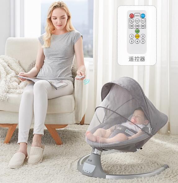 宝宝黏妈妈怎么办  可优比婴儿电动摇摇椅床解放妈妈的双手