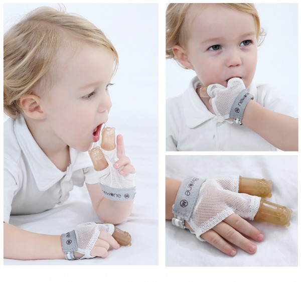 宝宝喜欢吃手怎么办 纽万宝宝防吃手矫正器牙胶怎么样