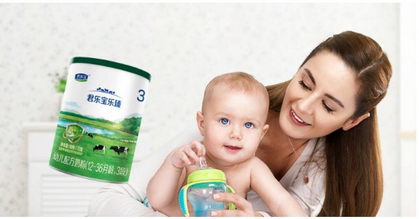 宝宝免疫力差喝哪种奶粉？乳铁蛋白奶粉有利于增强宝宝免疫力！