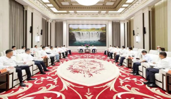 以奶业振兴助力黑龙江振兴：潘刚出席2022中国青年企业家助力黑龙江振兴发展峰会