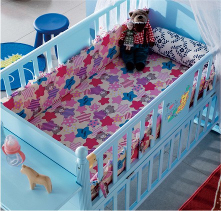 小狮贝恩婴儿寝居用品婴儿床代理,样品编号:23245