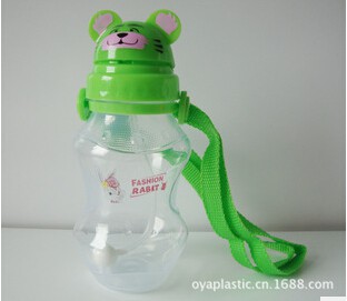 小淘气儿童吸管水壶 婴儿饮水杯 塑料吸水杯