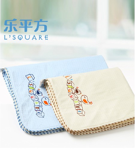 乐平方宝宝枕隔尿垫巾代理,样品编号:32039