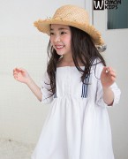 蓝角兽2017新款纯白连衣裙
