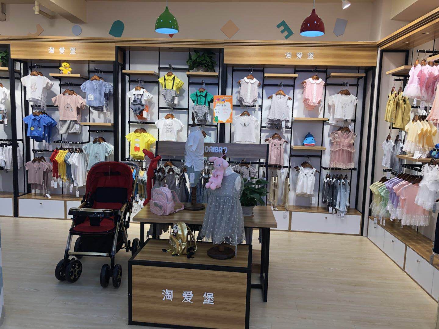 文嘉君展柜文嘉君展柜母婴店专用服装柜代理,样品编号:84255