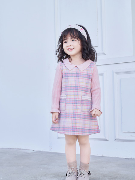 早言童装新品粉色条纹连衣裙代理,样品编号:96648